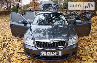 Седан Skoda Octavia 2011 в Глухове