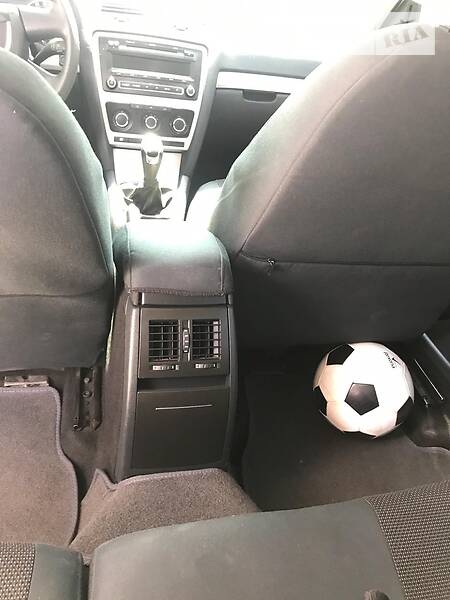 Лифтбек Skoda Octavia 2012 в Покровске