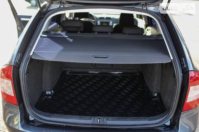 Универсал Skoda Octavia 2009 в Львове