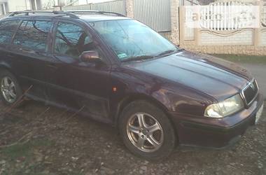 Универсал Skoda Octavia 2000 в Сваляве