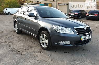 Седан Skoda Octavia 2011 в 