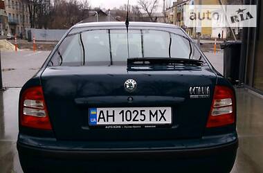 Седан Skoda Octavia 2005 в Краматорске