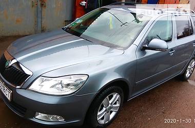 Універсал Skoda Octavia 2012 в 