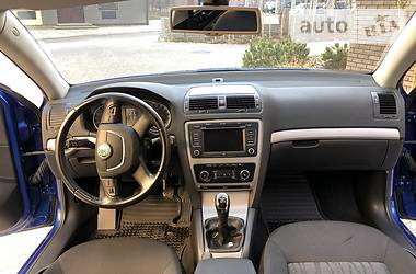 Седан Skoda Octavia 2011 в 