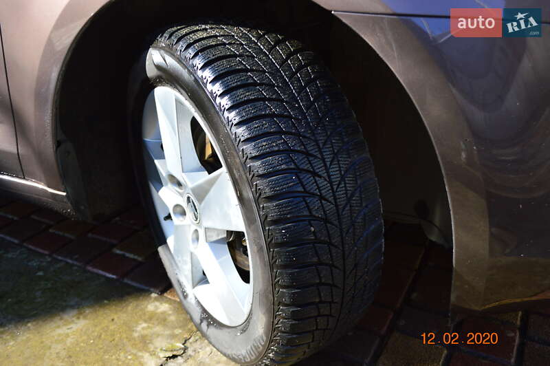 Универсал Skoda Octavia 2014 в Тячеве