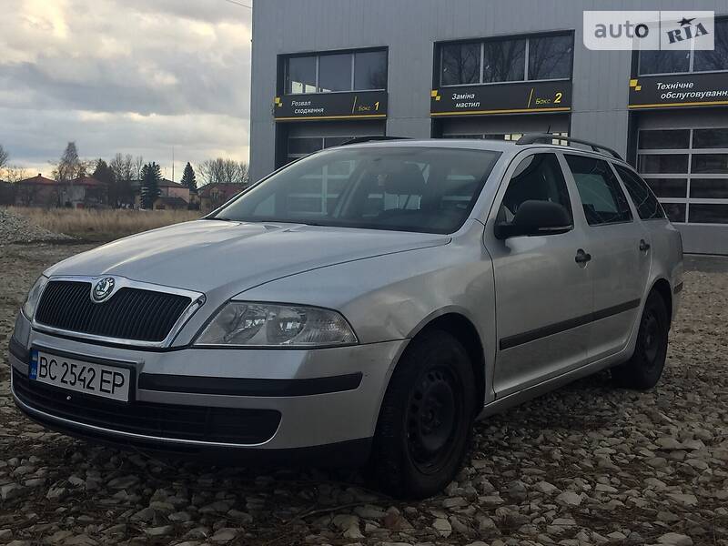 Універсал Skoda Octavia 2011 в 