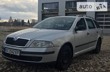 Універсал Skoda Octavia 2011 в 
