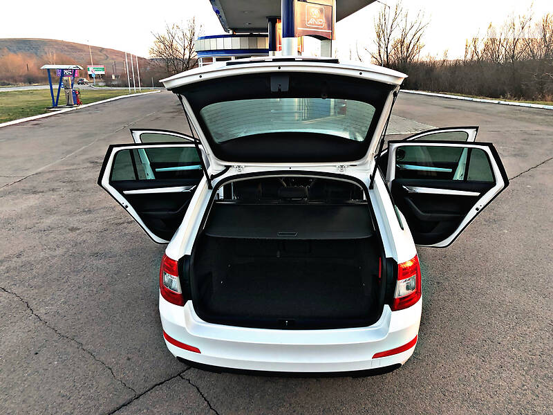 Універсал Skoda Octavia 2015 в Береговому
