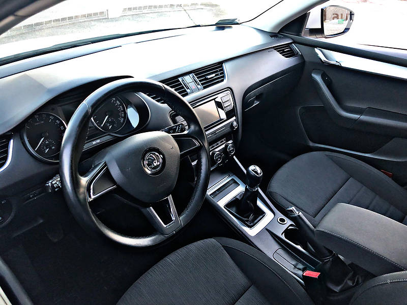 Універсал Skoda Octavia 2015 в Береговому