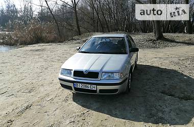 Лифтбек Skoda Octavia 2003 в Полтаве