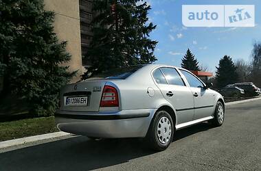 Лифтбек Skoda Octavia 2003 в Полтаве