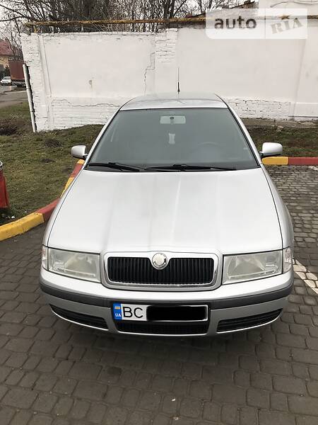 Універсал Skoda Octavia 2001 в 