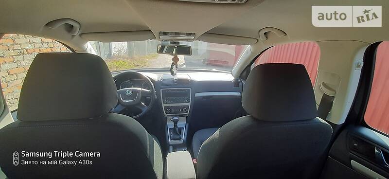 Універсал Skoda Octavia 2010 в Володимирі