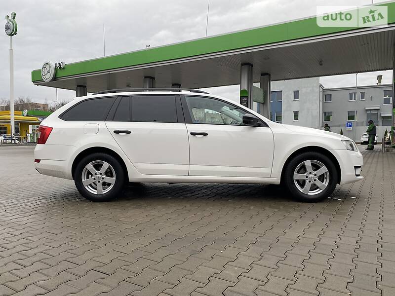 Універсал Skoda Octavia 2015 в Рівному