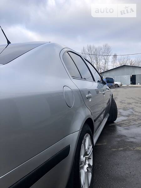 Ліфтбек Skoda Octavia 2001 в Харкові