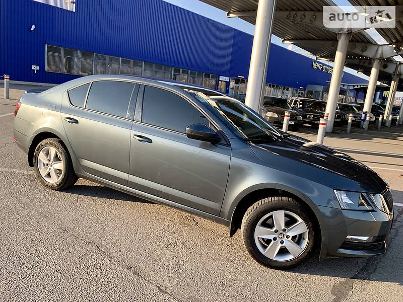 Хетчбек Skoda Octavia 2017 в Дніпрі