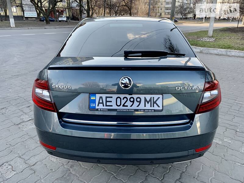 Хетчбек Skoda Octavia 2017 в Дніпрі