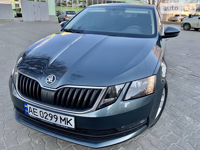 Хетчбек Skoda Octavia 2017 в Дніпрі