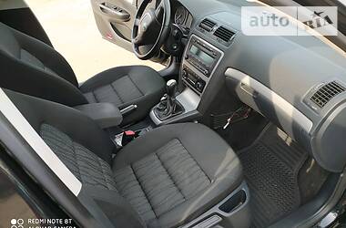 Універсал Skoda Octavia 2010 в 