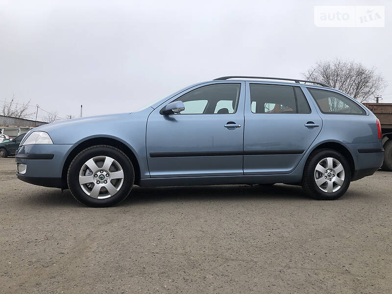 Универсал Skoda Octavia 2008 в Полтаве