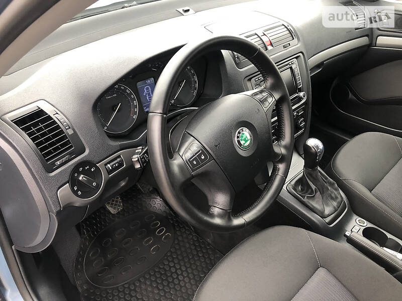 Универсал Skoda Octavia 2008 в Полтаве