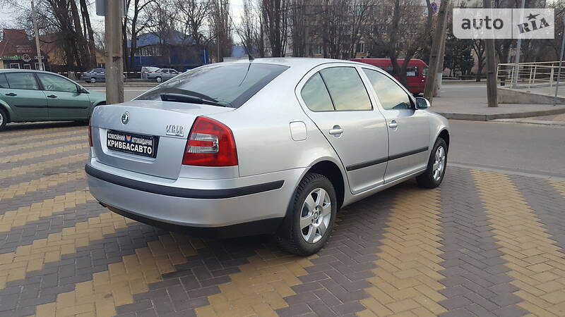 Седан Skoda Octavia 2008 в Кривому Розі