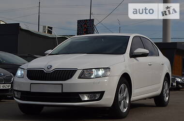 Седан Skoda Octavia 2015 в 