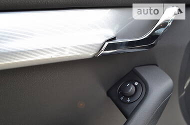 Седан Skoda Octavia 2015 в 
