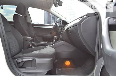 Седан Skoda Octavia 2015 в 