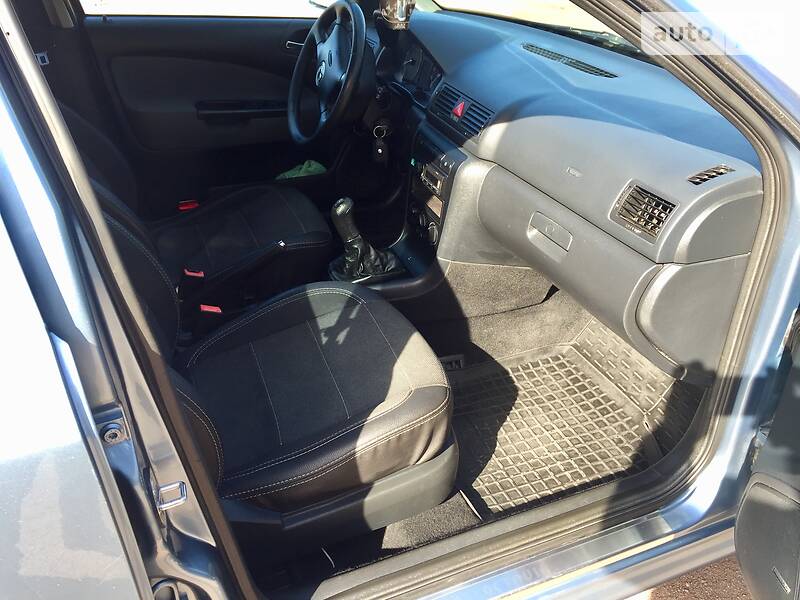 Седан Skoda Octavia 2007 в Нежине