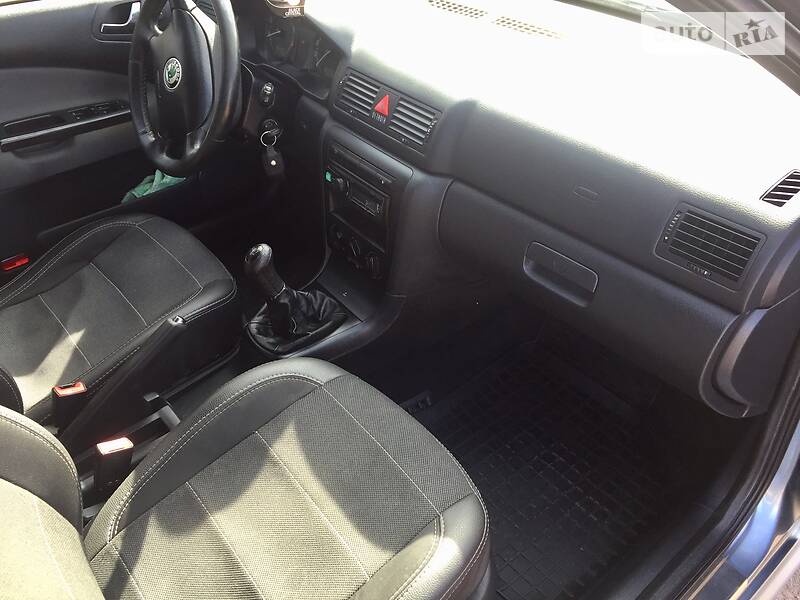 Седан Skoda Octavia 2007 в Нежине