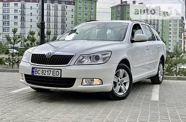 Універсал Skoda Octavia 2011 в 