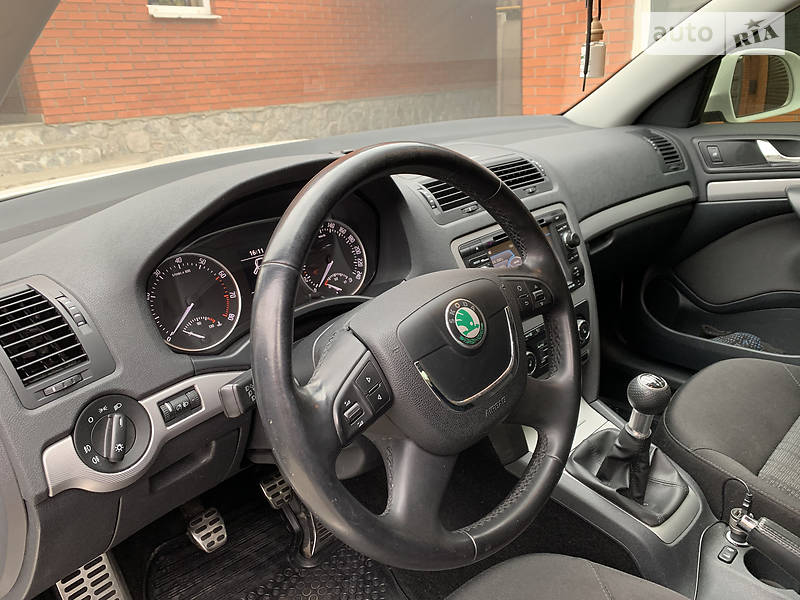 Ліфтбек Skoda Octavia 2012 в Харкові