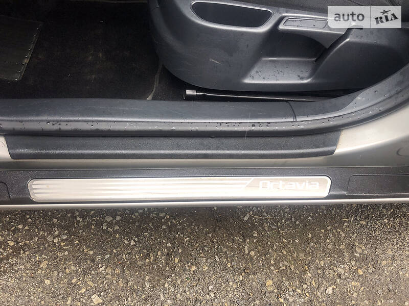 Універсал Skoda Octavia 2012 в Підгайцях