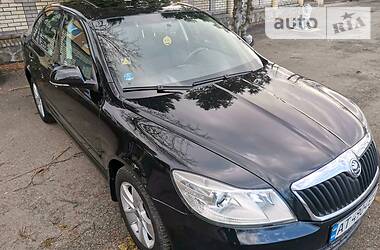 Седан Skoda Octavia 2008 в Ивано-Франковске