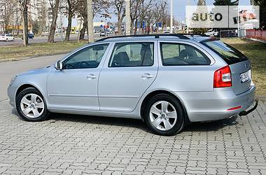 Універсал Skoda Octavia 2010 в 