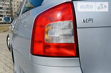 Універсал Skoda Octavia 2010 в 