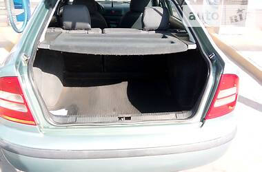 Хетчбек Skoda Octavia 2001 в 