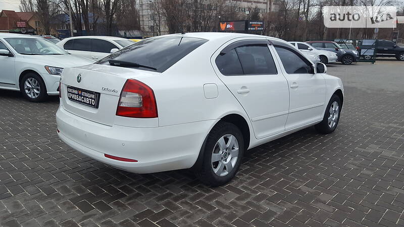 Седан Skoda Octavia 2012 в Кривому Розі