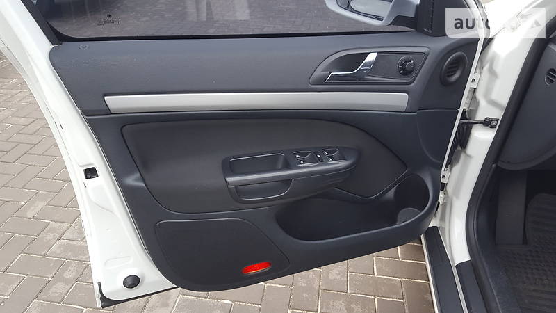 Седан Skoda Octavia 2012 в Кривому Розі