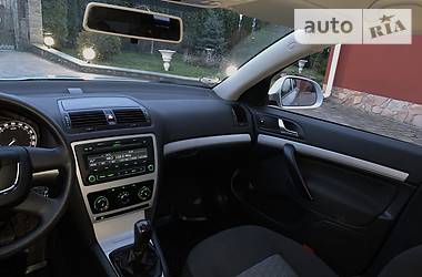 Універсал Skoda Octavia 2010 в 