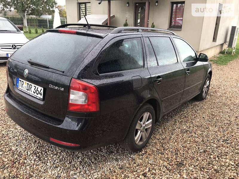 Универсал Skoda Octavia 2010 в Черкассах