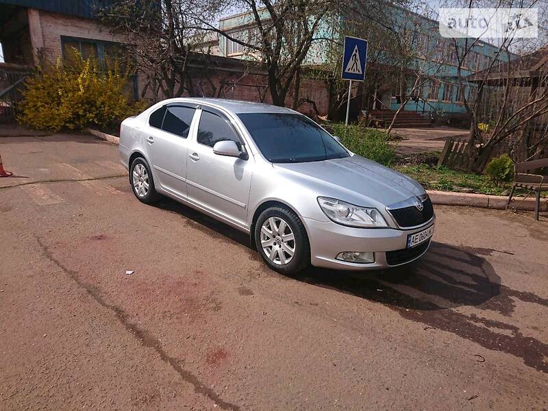 Хетчбек Skoda Octavia 2011 в 