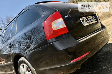 Універсал Skoda Octavia 2012 в 