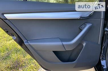 Седан Skoda Octavia 2018 в 
