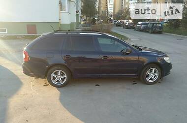 Універсал Skoda Octavia 2012 в 