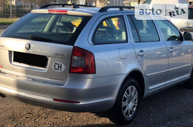 Універсал Skoda Octavia 2012 в 