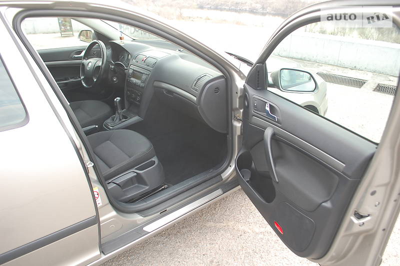 Ліфтбек Skoda Octavia 2007 в Запоріжжі