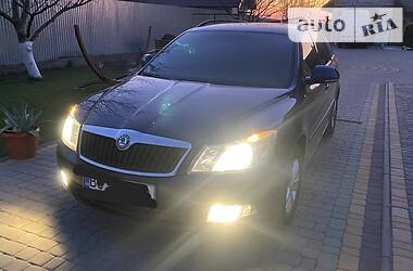 Універсал Skoda Octavia 2011 в 