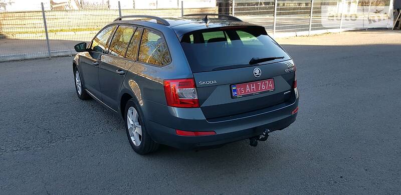 Універсал Skoda Octavia 2015 в Луцьку